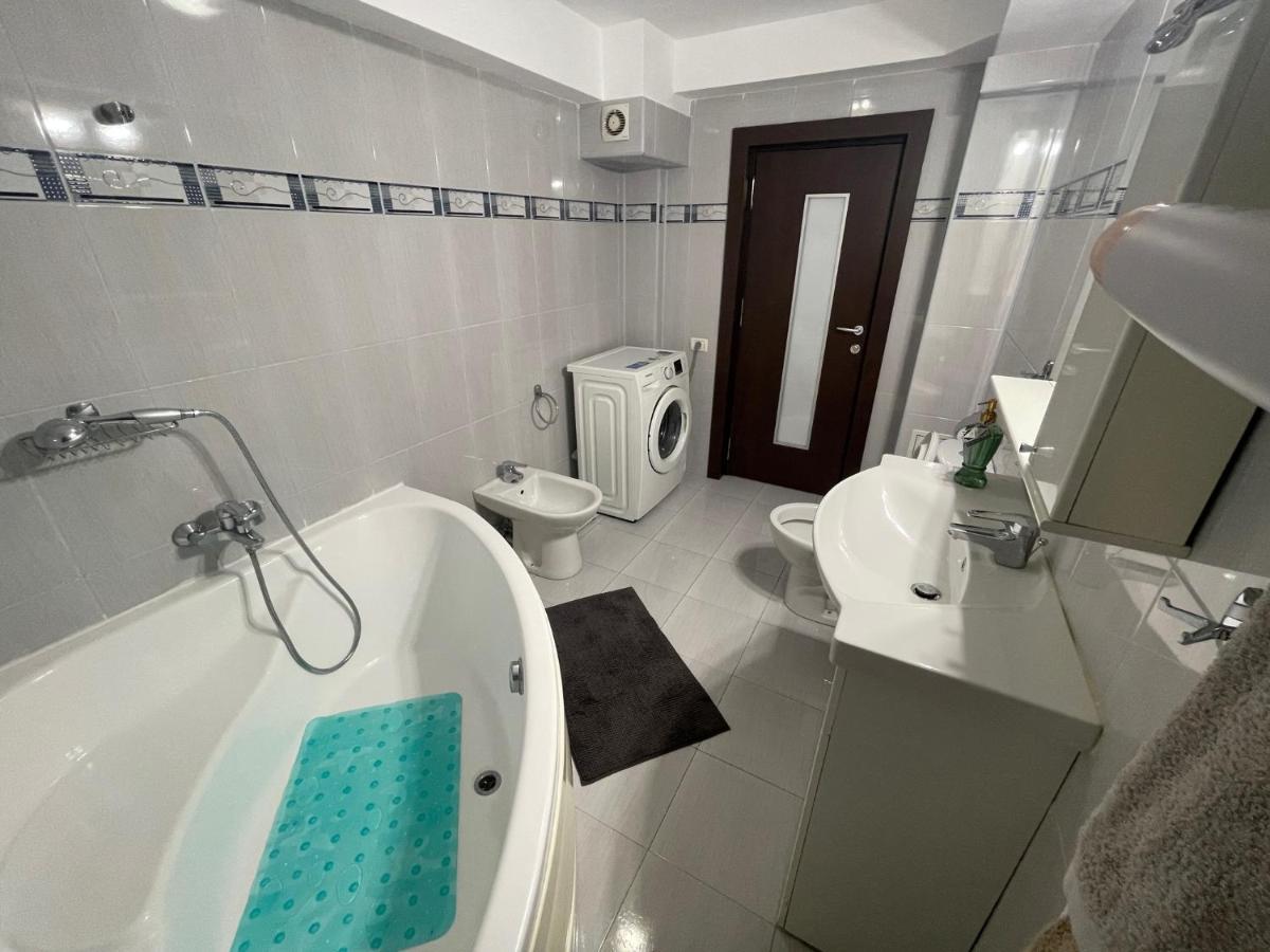 Apartmán Delize Rent Mamaia Exteriér fotografie